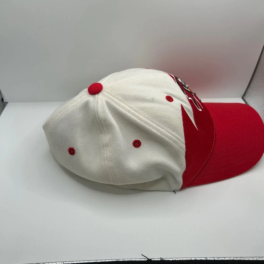 Reebok Tampa Bay Buccaneers NFL Hat Red White Stretch Fit Embroidered Cap